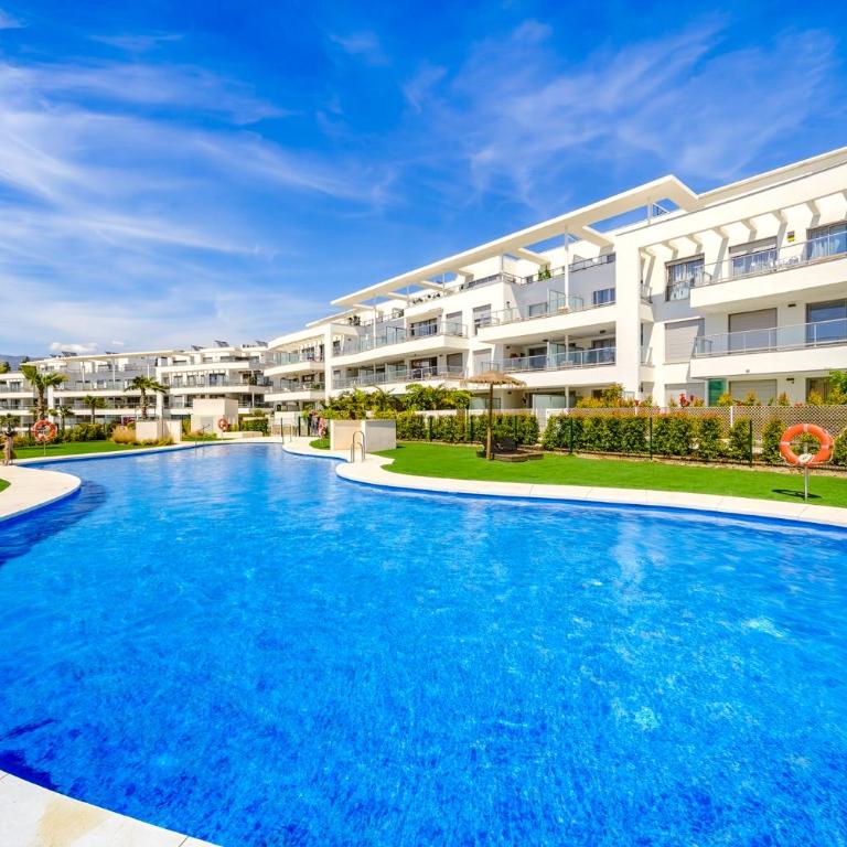 New apartment with a private garden and resort amenities - Apartamento de 2 dormitorios - 1