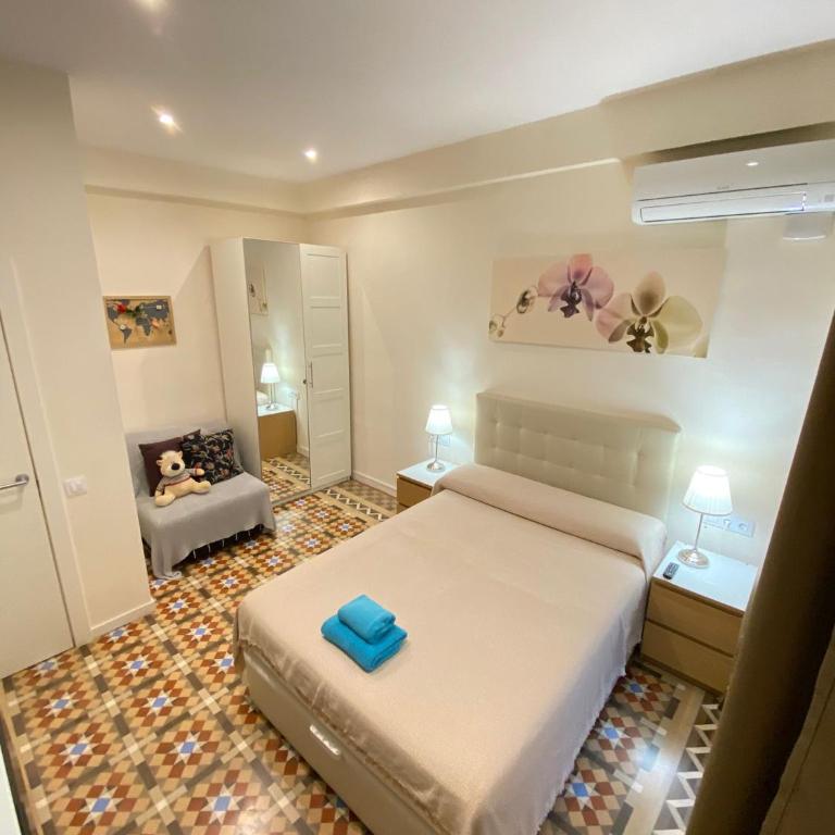 Carrer de Balmes, 86 - Habitación Doble con baño compartido - 3