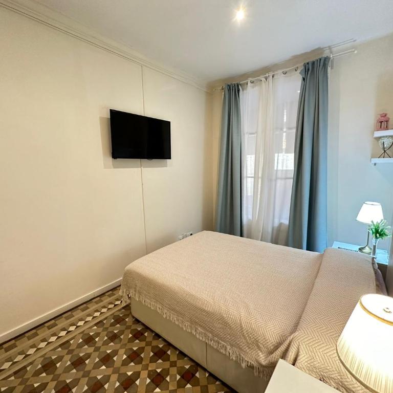 Carrer de Balmes, 86 - Habitación Doble Estándar con baño compartido - 4