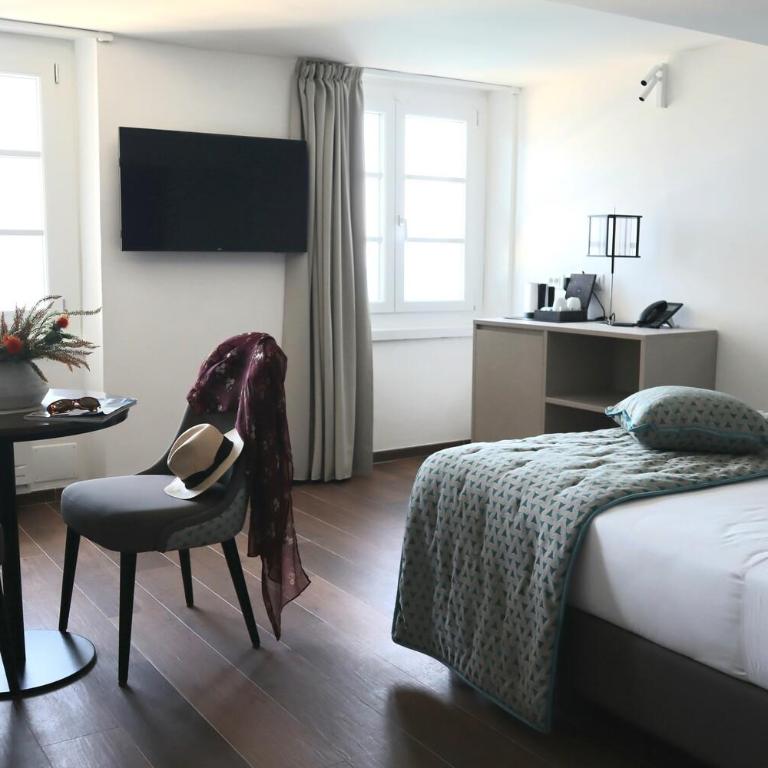 Sublimis Boutique Hotel, WorldHotels Elite - Comfort Queen Room with Sea View - Non-Smoking - 4