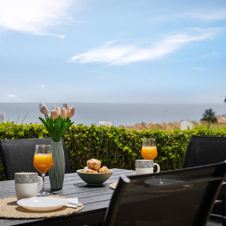 Marina del Sol Apartments by Alfresco Stays - Apartamento de 2 dormitorios con vistas al mar - 1