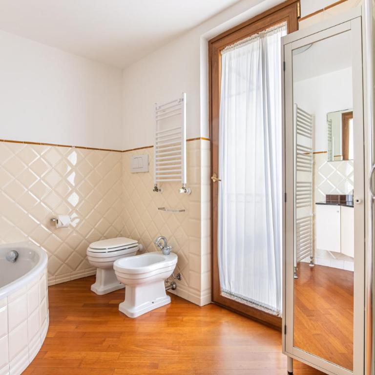 Verdemare, a Viareggio parcheggio privato e splendido giardino - Villa con 2 Camere da Letto - 19