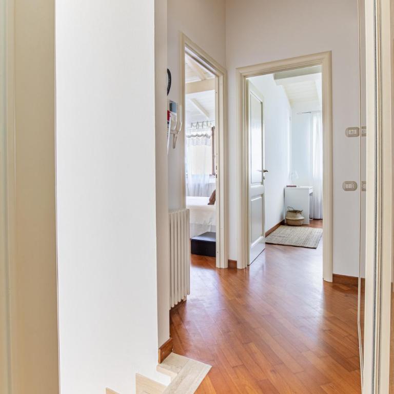 Verdemare, a Viareggio parcheggio privato e splendido giardino - Villa con 2 Camere da Letto - 33