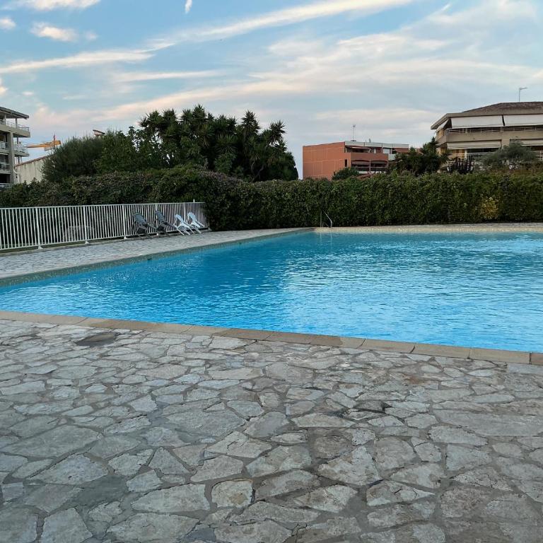 Superbe résidence avec piscine et tennis - Appartement 1 Chambre - 23