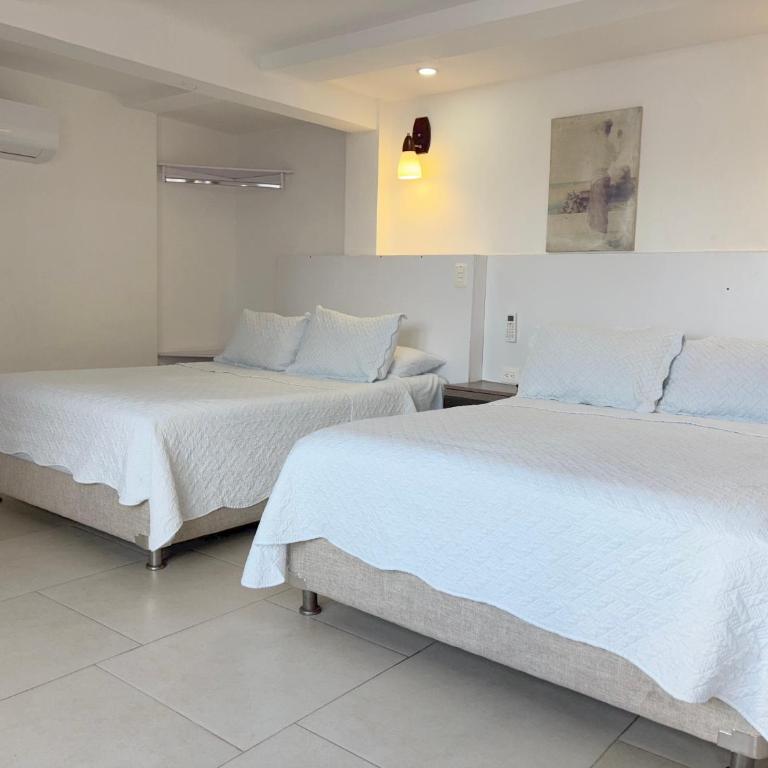 Akel House Hotel - Getsemaní - Cartagena - Family Double Room - 7