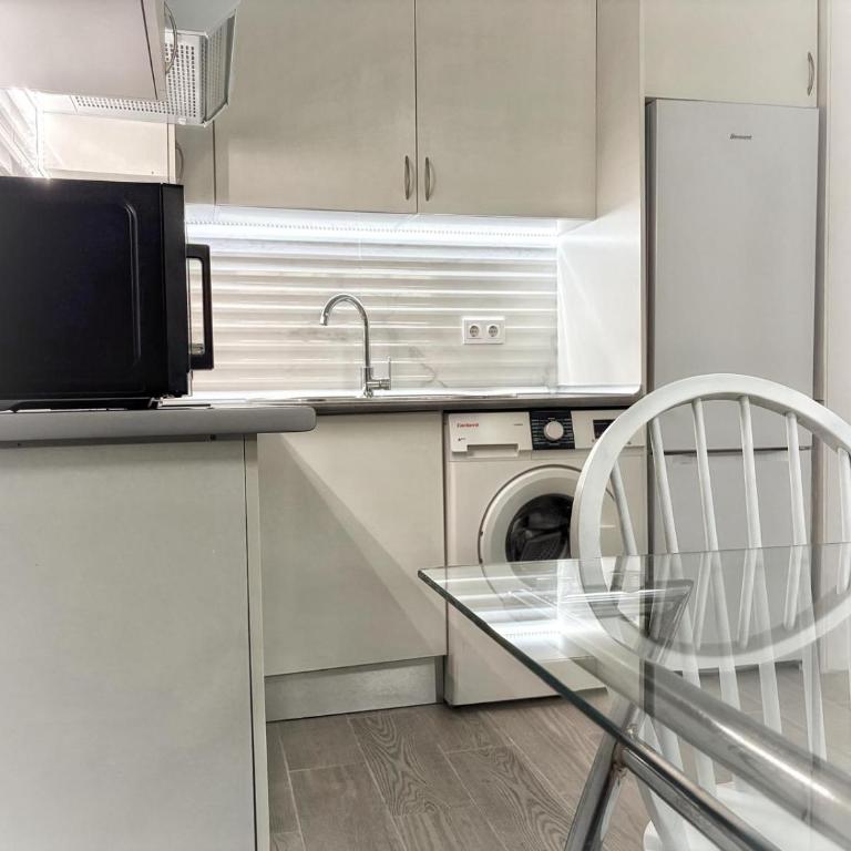Rentdragoana - Apartamento de 1 dormitorio - 9