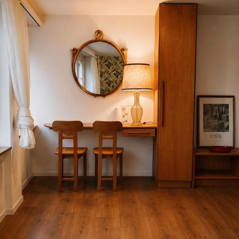 KB CityRooms Self-Check-In - Familienzimmer mit eigenem Bad - 6
