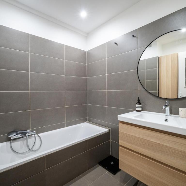 110 m Family, AC - Apartment - 33