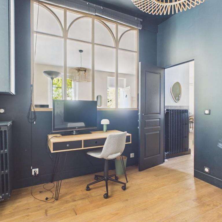 Superbe maison pour 9, jardin, tout a pied - Ferienhaus - 13