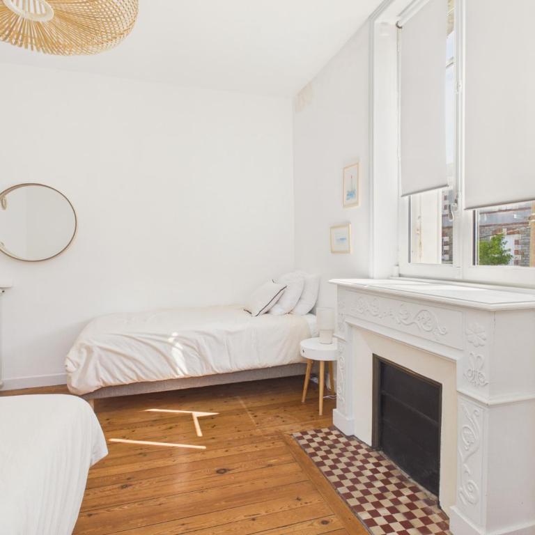 Superbe maison pour 9, jardin, tout a pied - Ferienhaus - 16