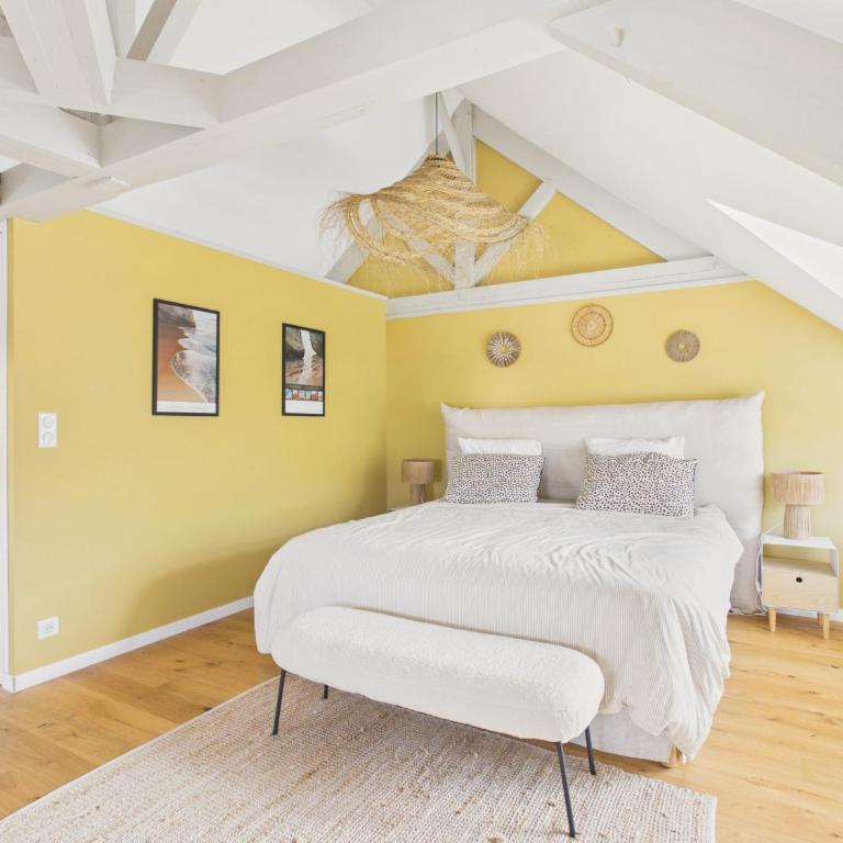 Superbe maison pour 9, jardin, tout a pied - Ferienhaus - 5