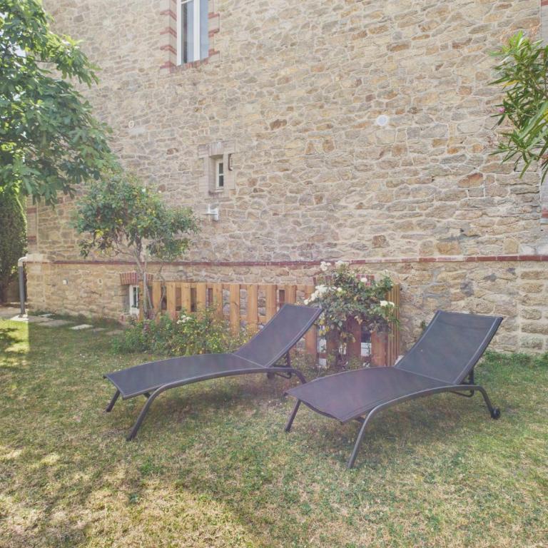 Superbe maison pour 9, jardin, tout a pied - Ferienhaus - 34