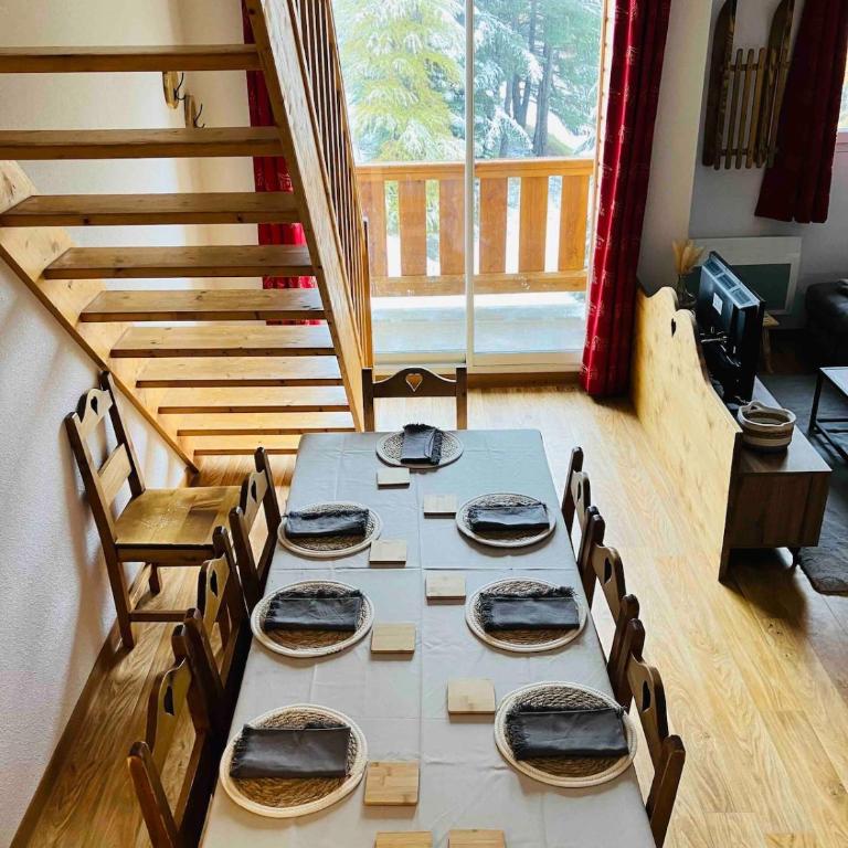 Spacieux appartement, plein centre avec Sauna - Appartement 4 Chambres - 37
