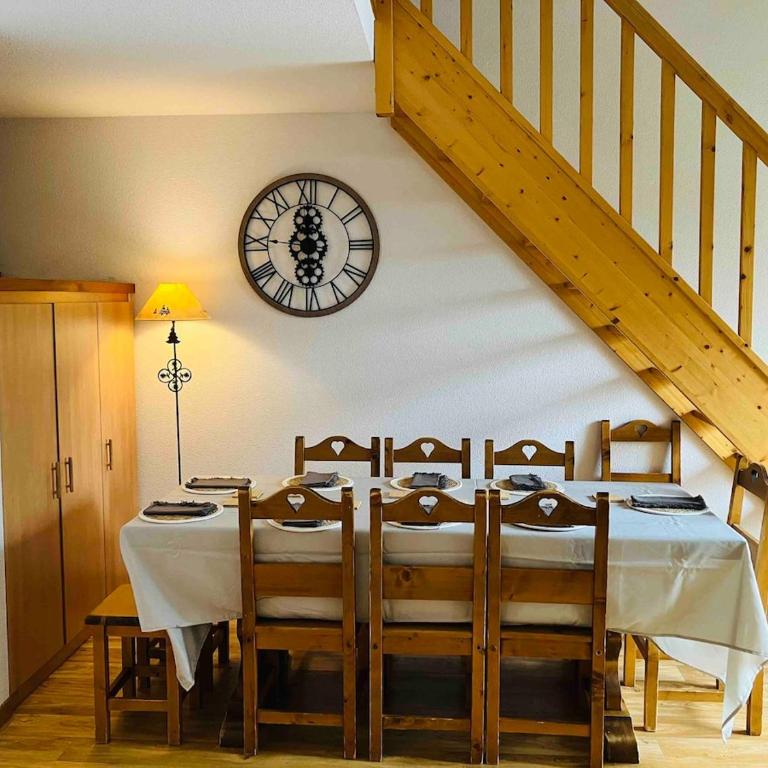 Spacieux appartement, plein centre avec Sauna - Appartement 4 Chambres - 35