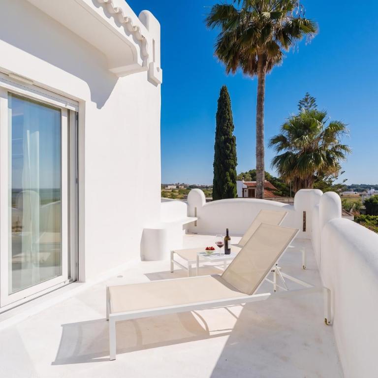 Rooms Villa Vera - Salento Selection - Camera Matrimoniale Deluxe con Balcone - 2