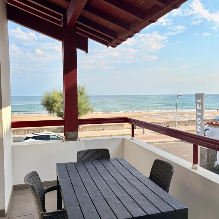 Hôtel Valencia - Chambre Quadruple - Vue sur Mer - 4
