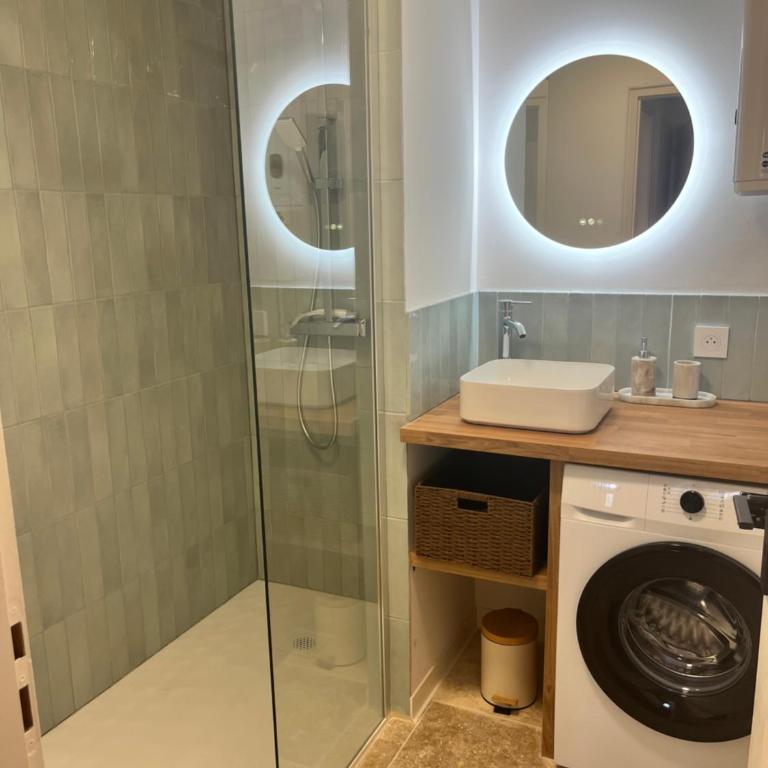 Mazet St Antoine Jardin Clim proche centre - Maison 2 Chambres - 10