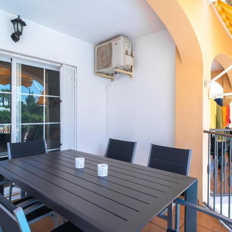 Mediterraneo bajo Casasol - Two-Bedroom Apartment with Pool View - 14