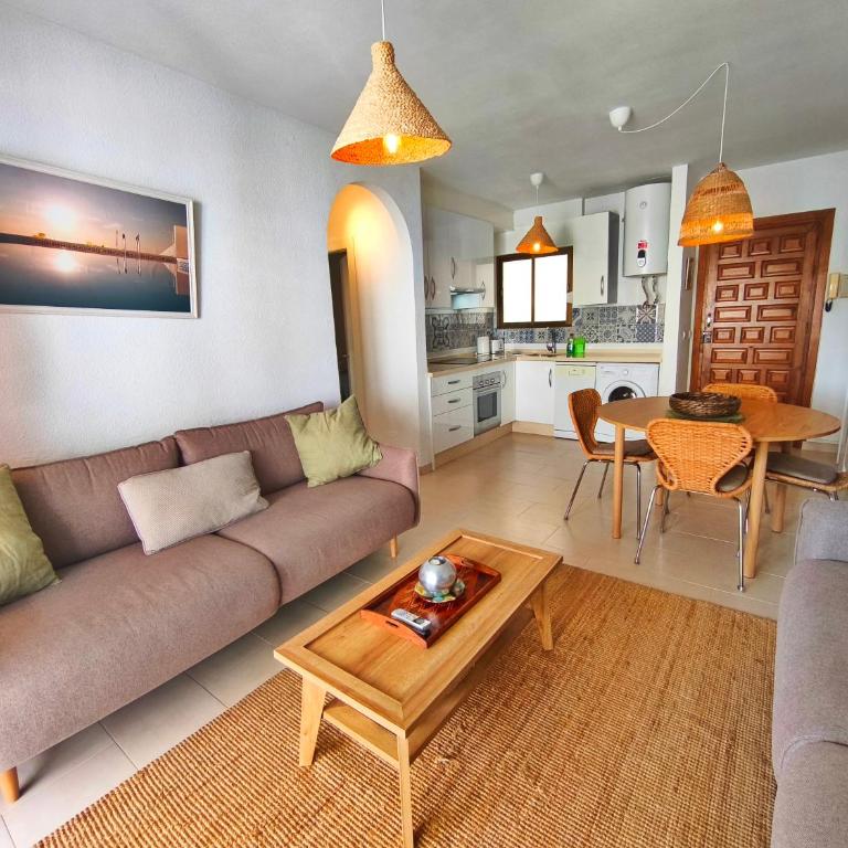Carabeillo Seaview Apartment - Two-Bedroom Apartment - 2