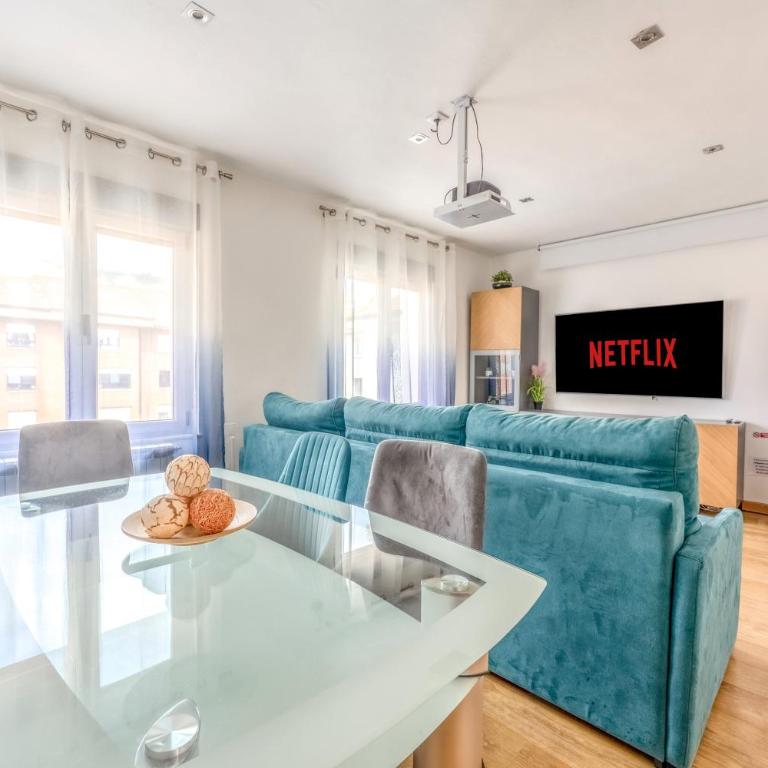 Nuevo Cerca CENTRO , WIFI y Calefacción - Apartamento - 6