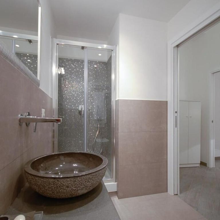 Colosseo & Fori Imperiali Apartment - Appartamento con 2 Camere da Letto - 24