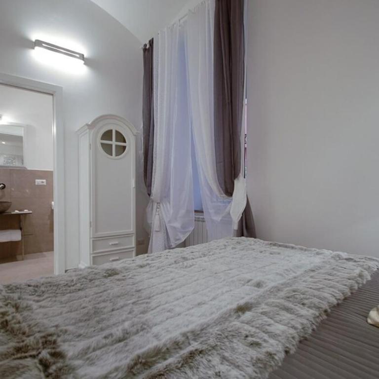 Colosseo & Fori Imperiali Apartment - Appartamento con 2 Camere da Letto - 30