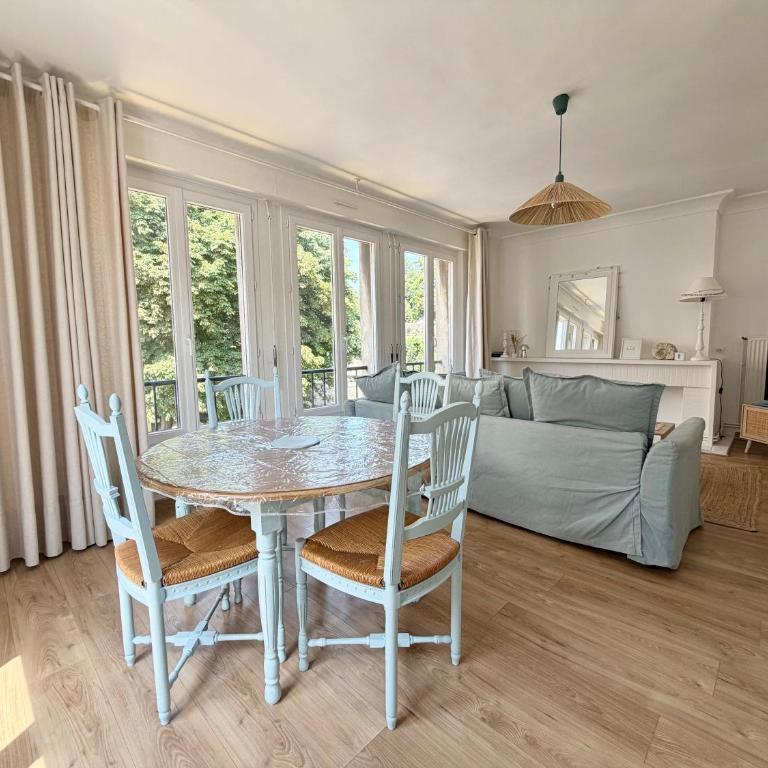 GJ Holiday Escapes - Le plage de Notre-Dame - Appartement au coeur de la vieille ville - Appartement 1 Chambre - 4