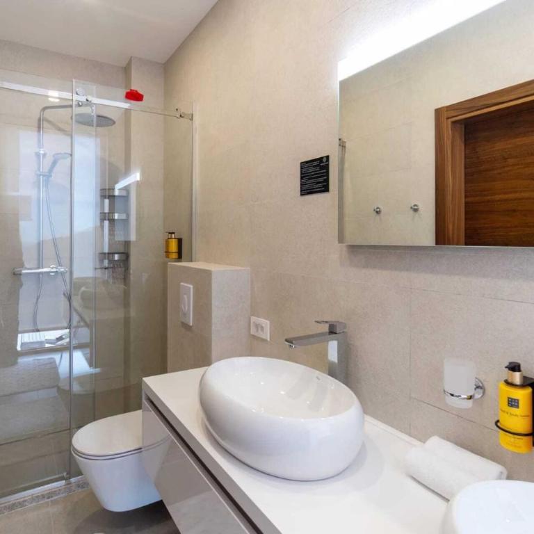 Villa Bianca – Private Pool & Sea View in Krimovica, Budva Riviera - Villa mit privatem Pool - 16