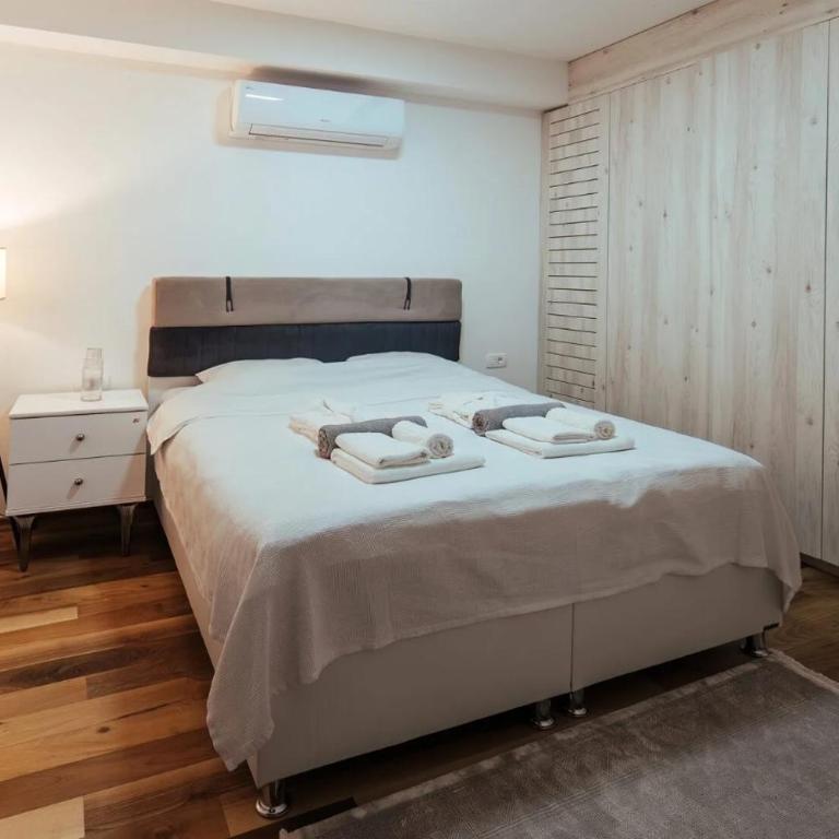 Villa Elara – Private Pool & Sea View in Krimovica, Budva Riviera - Villa mit privatem Pool - 23