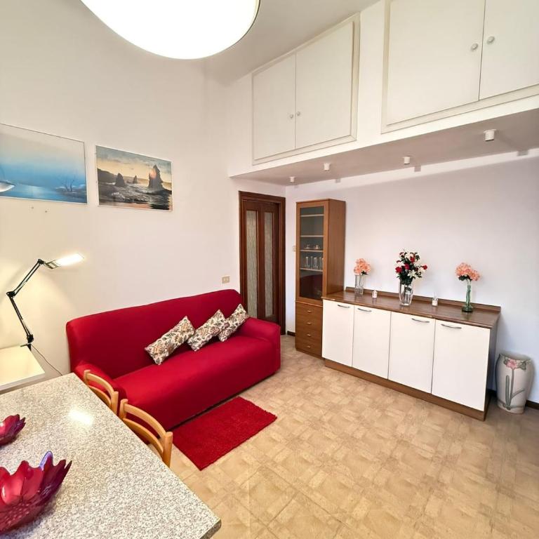 Classic Milan house 15 minutes from Duomo - One-Bedroom Apartment - 15