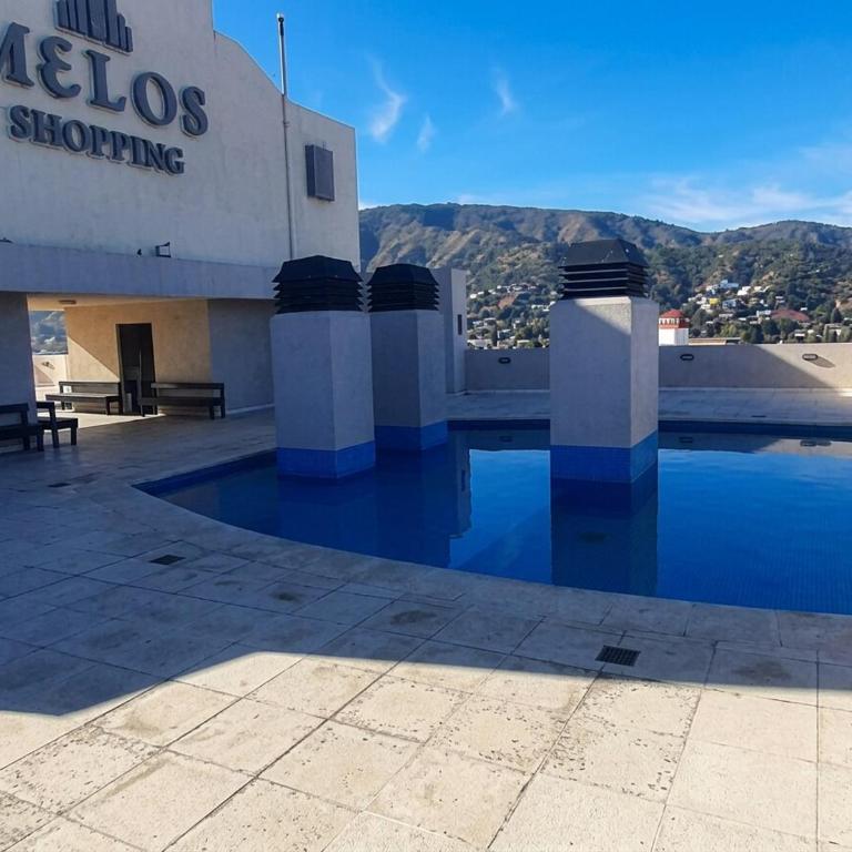 Torre Melos, 2do piso, centro, con cochera - Apartamento de 2 dormitorios - 9