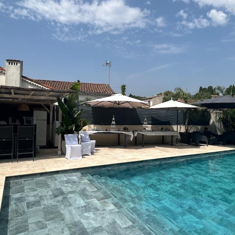 La Villa Eucalyptus, Swimming Pool & Riviera Garden - Villa - 5