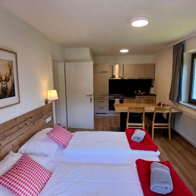 Haus Huber Zimmer und Apartments - Studio mit Balkon - 1