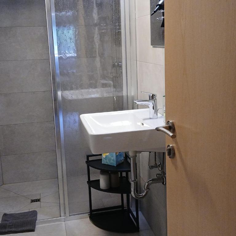 Haus Huber Zimmer und Apartments - Apartment mit 1 Schlafzimmer, Balkon und Bergblick - 3