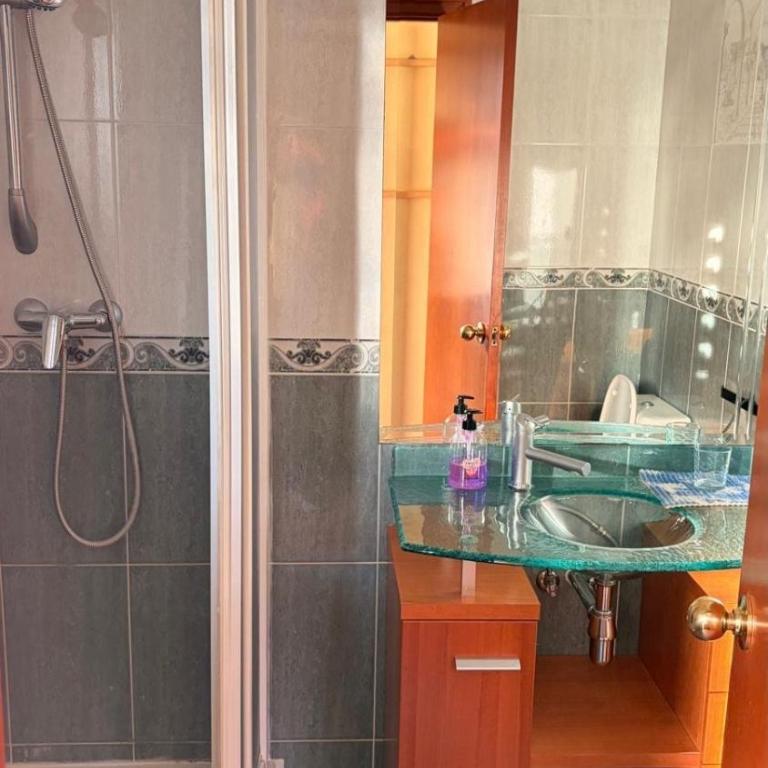 Habitación con baño privado Valencia - Apartment mit 1 Schlafzimmer - 4