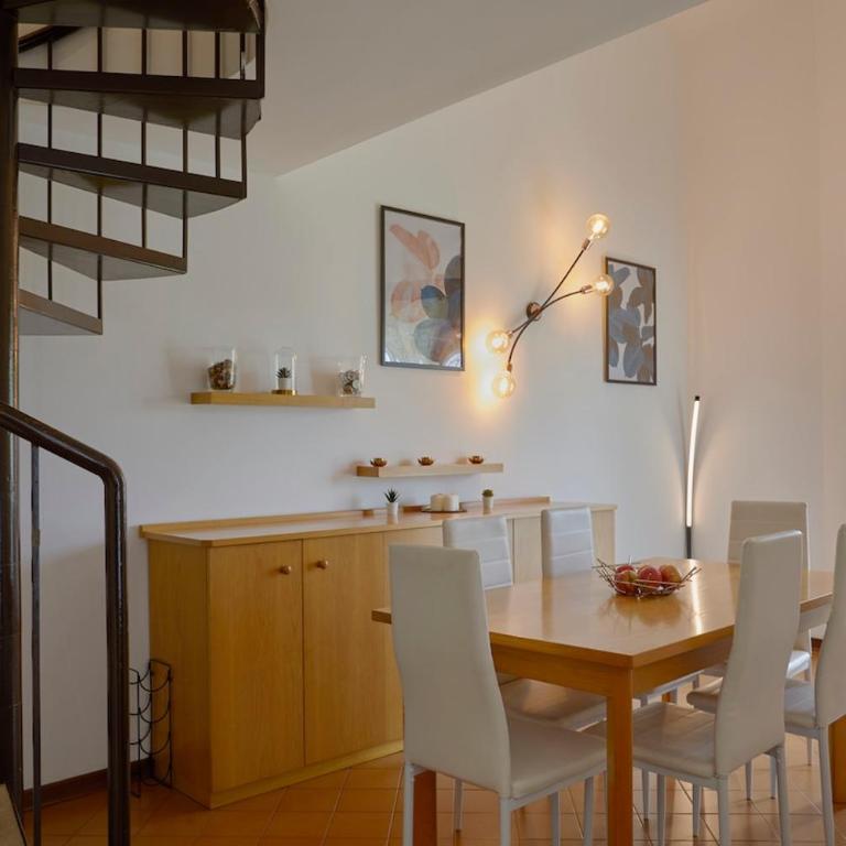 Lake view apartment - 100mt Lake - Pool, Free Parking - Appartamento con 2 Camere da Letto - 6