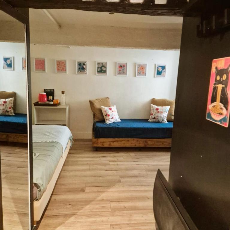 17m2 Flower studio dans le centre historique Ecusson - Appartement 1 Chambre - 4