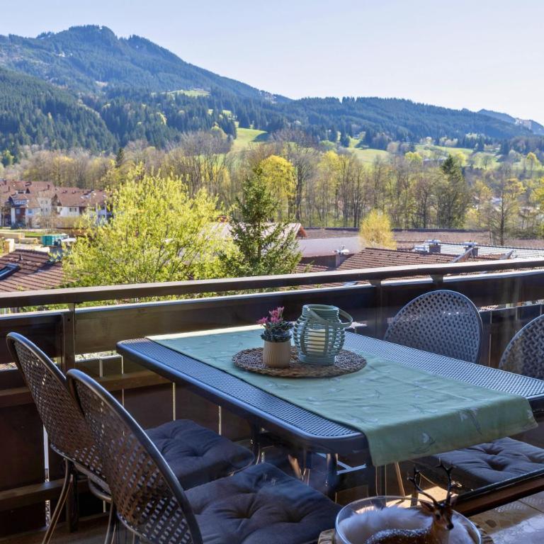 FeWo Armonie im Allgäu - Tischfußball & Dart, großer Südbalkon, gratis Erlebnisse mit Königscard - Apartment - 39