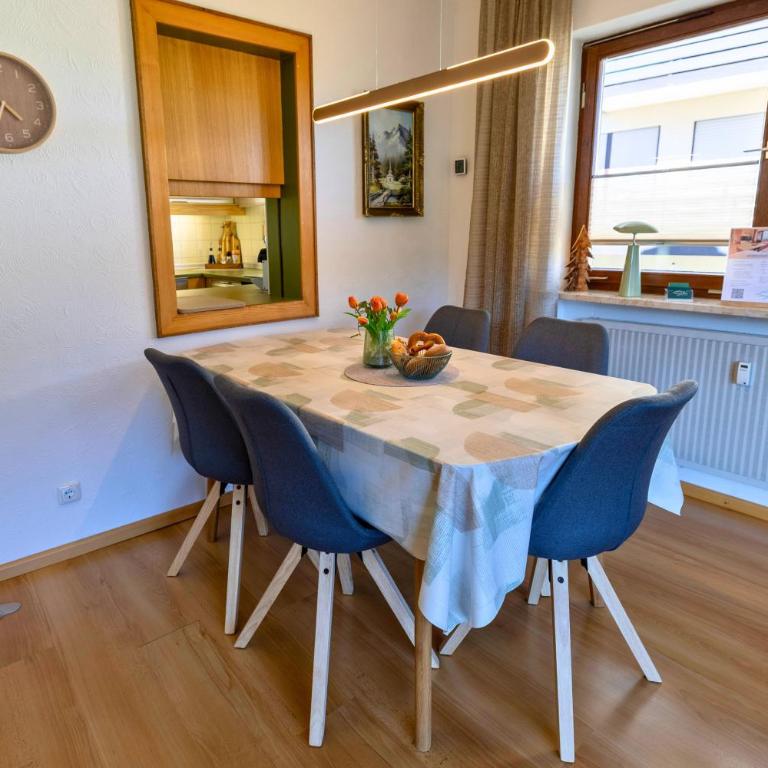 FeWo Armonie im Allgäu - Tischfußball & Dart, großer Südbalkon, gratis Erlebnisse mit Königscard - Apartment - 13