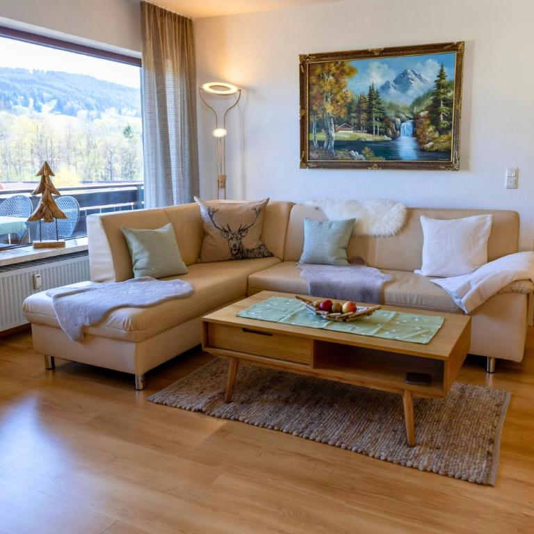 FeWo Armonie im Allgäu - Tischfußball & Dart, großer Südbalkon, gratis Erlebnisse mit Königscard - Apartment - 8