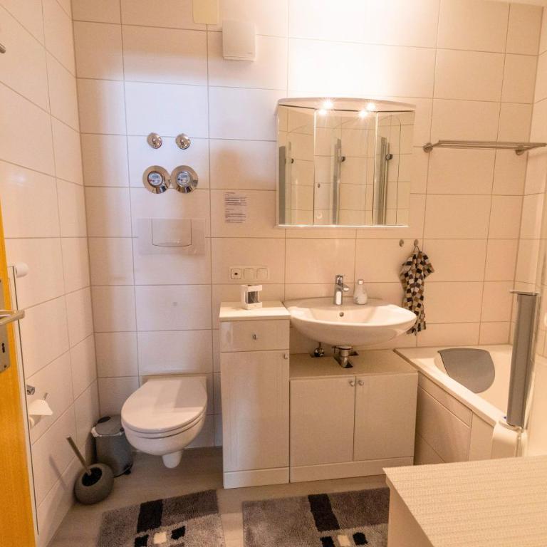 FeWo Armonie im Allgäu - Tischfußball & Dart, großer Südbalkon, gratis Erlebnisse mit Königscard - Apartment - 28