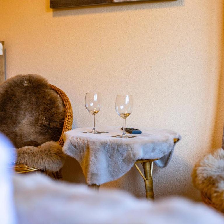 FeWo Armonie im Allgäu - Tischfußball & Dart, großer Südbalkon, gratis Erlebnisse mit Königscard - Apartment - 24