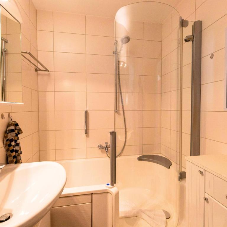 FeWo Armonie im Allgäu - Tischfußball & Dart, großer Südbalkon, gratis Erlebnisse mit Königscard - Apartment - 29