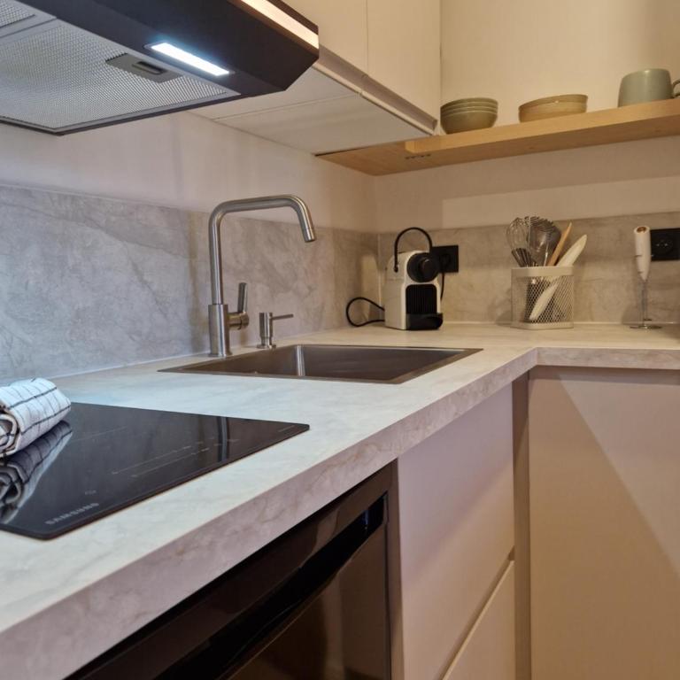 Studio MontBlanc - One-Bedroom Apartment - 10