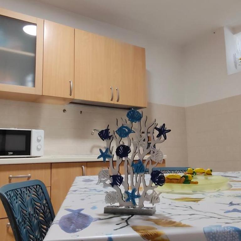CONTROVENTO HOLIDAY HOUSe - Appartamento con 2 Camere da Letto - 4