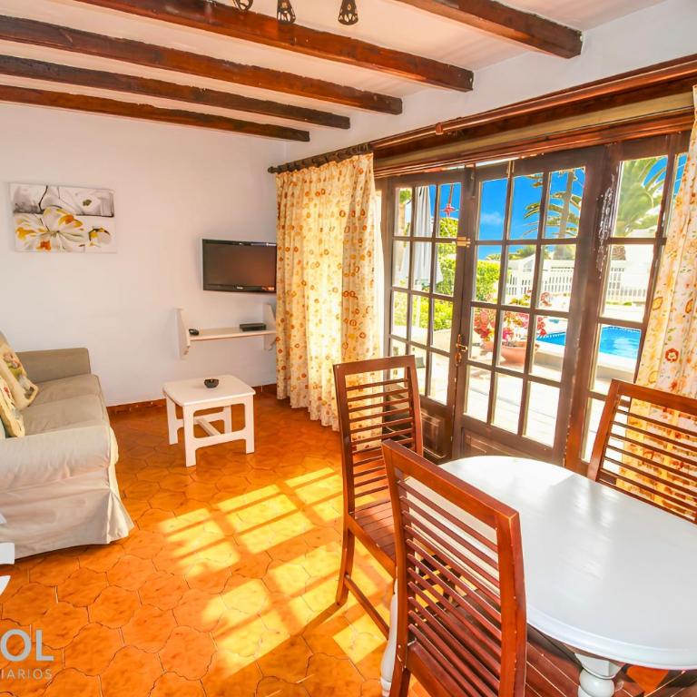 Los Arpones 5 - Apartamento con vistas a la piscina - 4