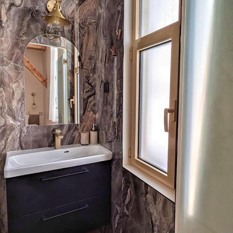 Hidden Courtyard Loft - Appartamento con 3 Camere da Letto - 22