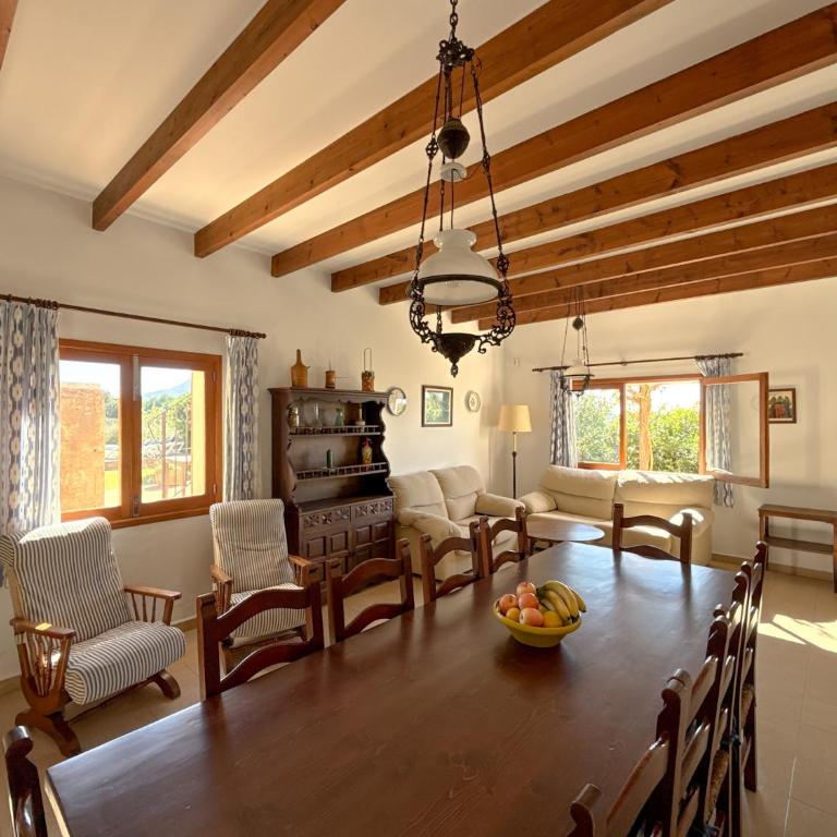 Can Miquel, Finca tradicional con piscina privada - Chalet - 4