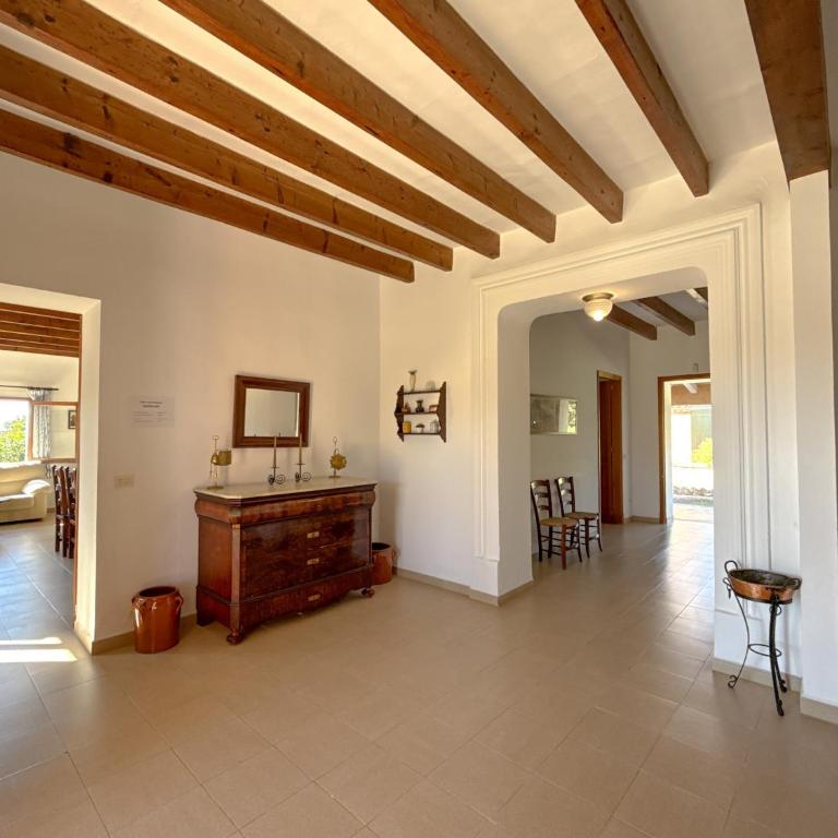 Can Miquel, Finca tradicional con piscina privada - Chalet - 28