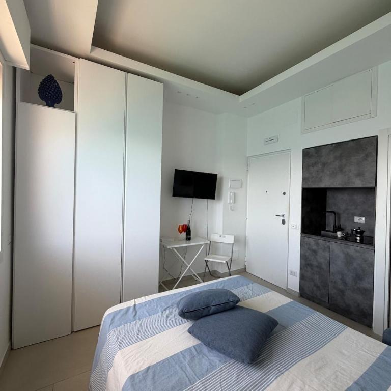 Spinone Sea view studio a few steps from the beach - Appartamento con 1 Camera da Letto - 5